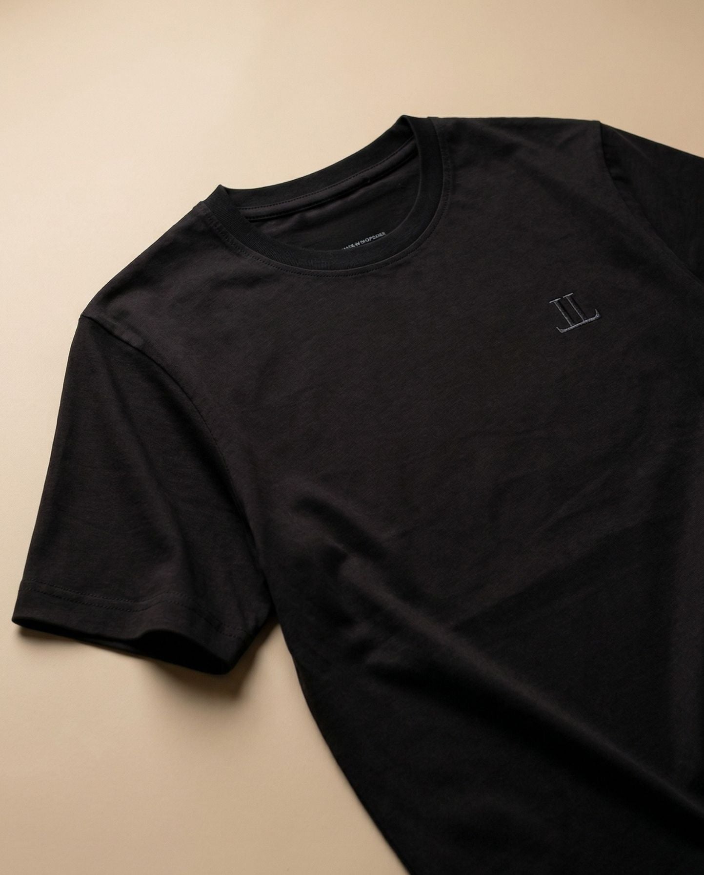The Courtyard Tee Black